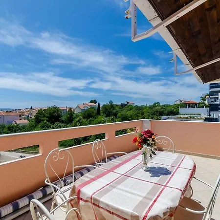 Apartment Kursan
