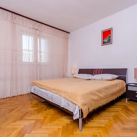 Apartment Kursan Trogir
