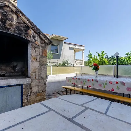 Apartment Kursan *